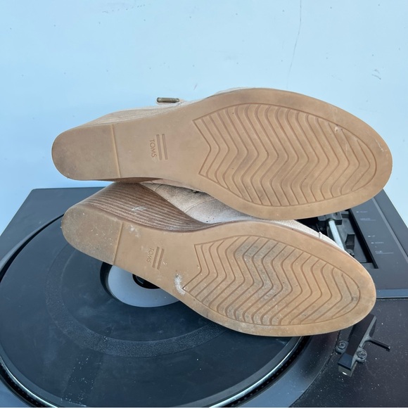 TOMS Beige Suede Wedge Booties - Picture 2 of 11